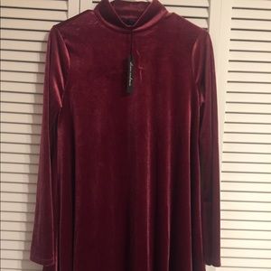 Maroon velvet long sleeve dress
